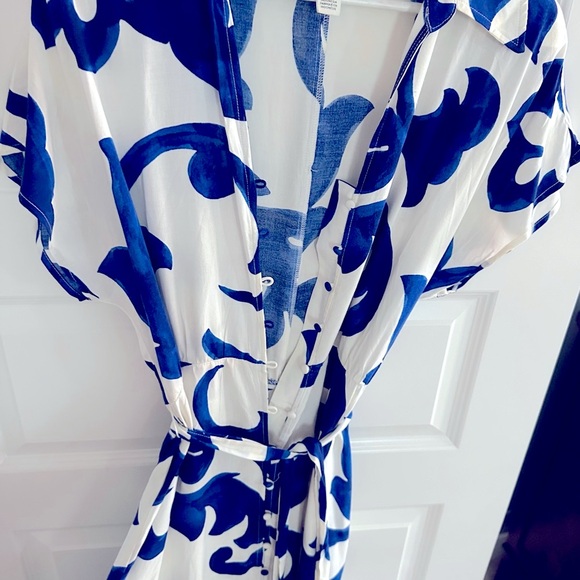 H&M Blue and White Midi Dress - Picture 2 of 16